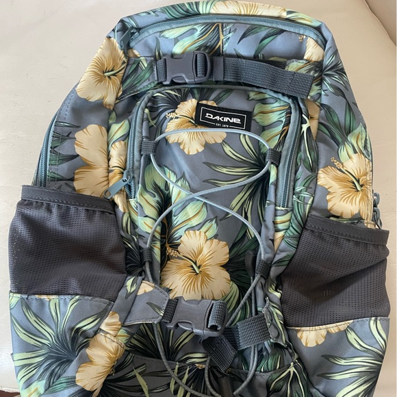 Dakine Handbags - Dakine Gray and Yellow Floral Tropical Hibiscus Backpack - Tough and Stunning!